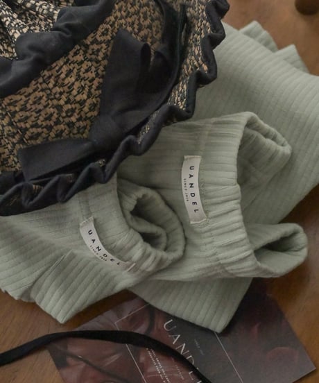 UANDEL - flare pants (Mint green)