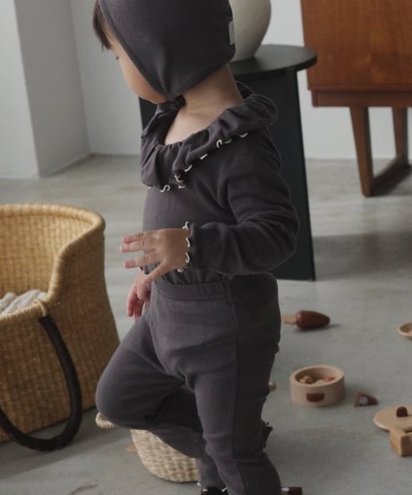 UANDEL - Mellow Collared Pants (Charcoal)