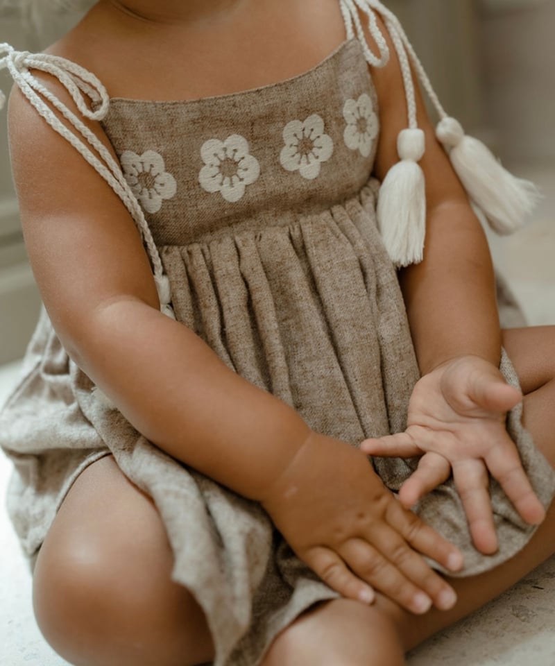 ワンピース Son and Daughter Oilio Embroidery Sets Son and Daughter - Oilio Embroidery Sets | UANDEL