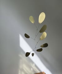 【予約販売商品】Kinetic Levi - Dolly Brass hanging kinetic mobile