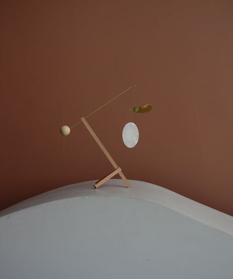 【予約販売商品】Kinetic Levi - Momo standing kinetic mobile