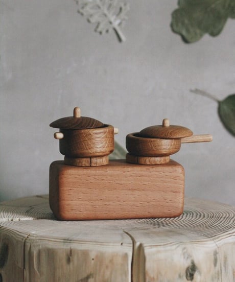 tateplota - Stove with ware