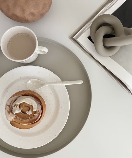 cooee design - TRAY CIRCLE 30X2CM SAND