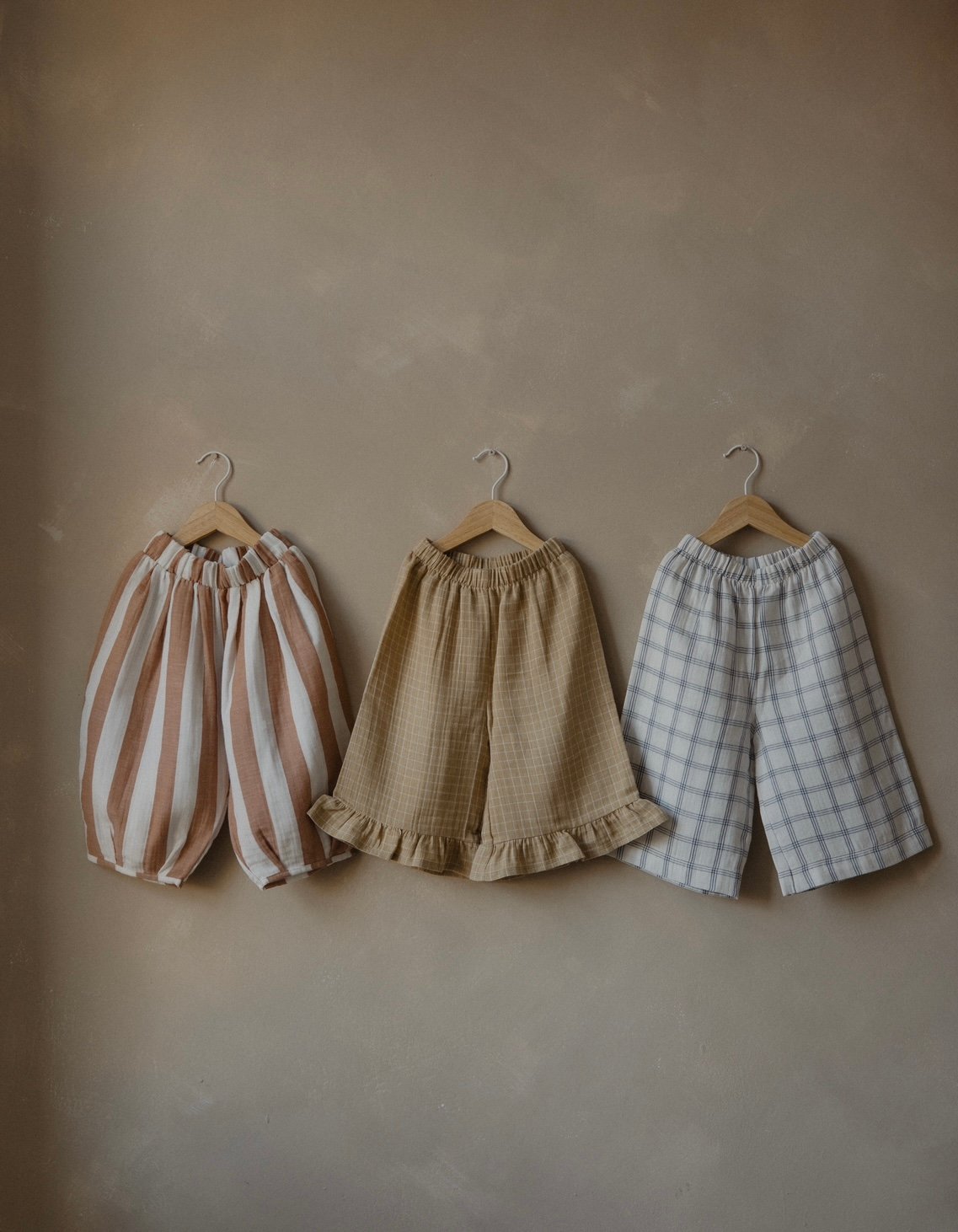 organic zoo - Grid Check Frill Culottes Wheat |