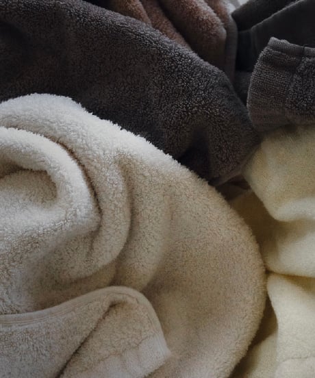 【予約】EARTH THE ARCHIVE - Plant dyed organic towel -face