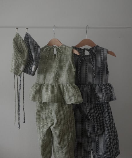 UANDEL -Shadow Navy Gingham Top