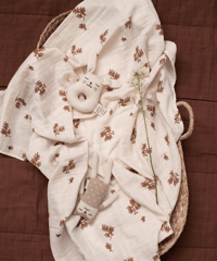main sauvage - Muslin swaddle blanket