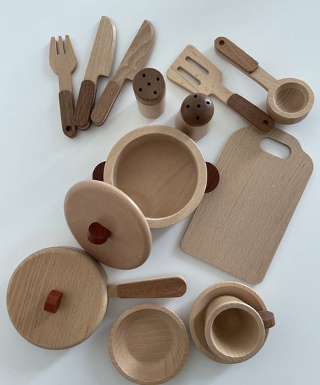 wooden kitchen set