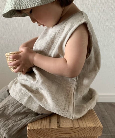 son and daughter - MARU LINEN TOP