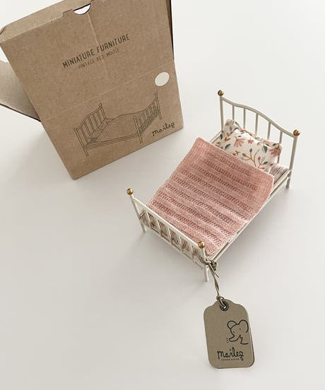 【予約販売商品】Maileg - Vintage bed; Mouse - Off white MOUSE (ビンテージ・ベッド/オフホワイト)