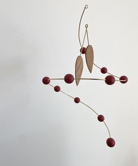 【予約販売商品】Kinetic Levi - Wild Apples hanging kinetic mobile