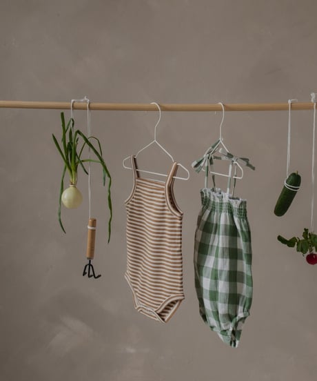 organic zoo - Dill Gingham Spaghetti Bodysuit