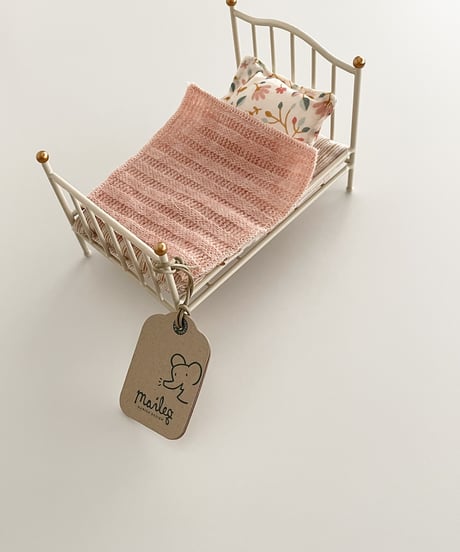 【予約販売商品】Maileg - Vintage bed; Mouse - Off white MOUSE (ビンテージ・ベッド/オフホワイト)