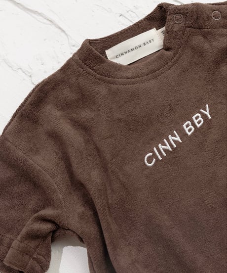CINNAMON BABY -  Terry Towelling Tee - Dark Chocolate