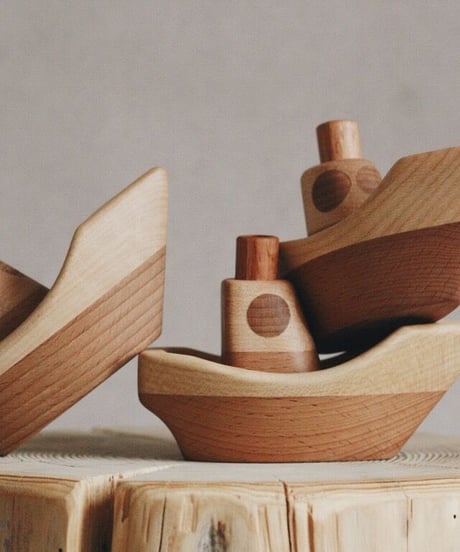 tateplota - Wooden Boat