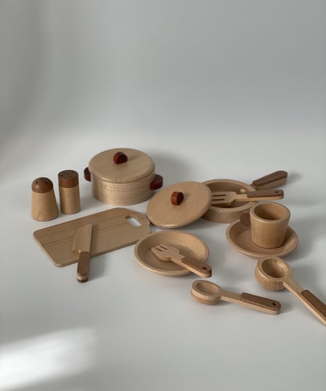 wooden kitchen set