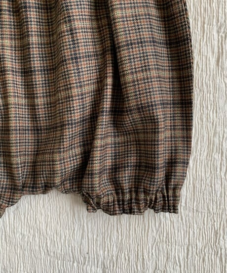 HELLO LUPO - Dalston bloomers / lill check