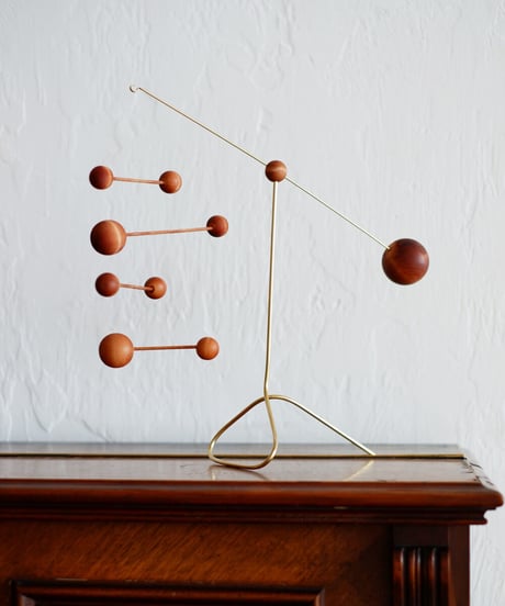 【予約販売商品】Kinetic Levi - Michelle standing kinetic mobile