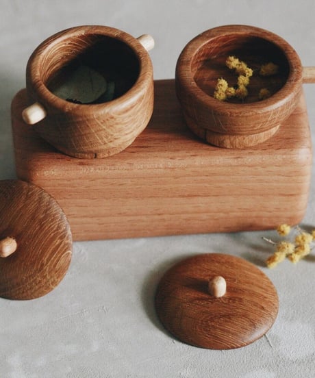 tateplota - Stove with ware