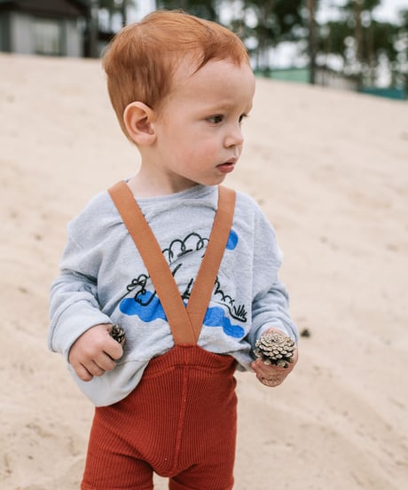 mile - suspender shorts (lavastone red)