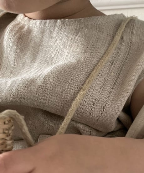 son and daughter - MARU LINEN TOP
