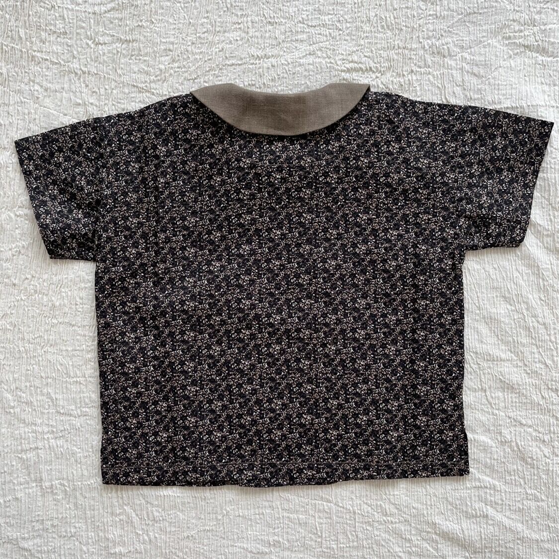 HELLO LUPO - Sou Shirt (Fiori nero) | U andel