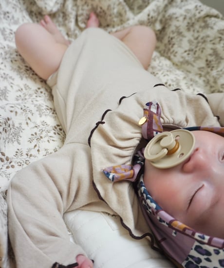 UANDEL - Mellow Collared Romper (Ivory)