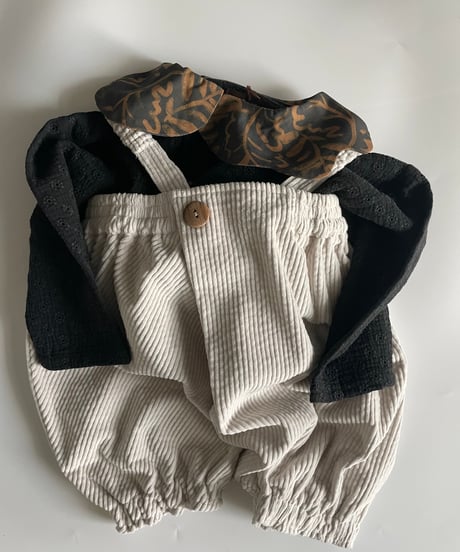 HELLO LUPO - Dalston Bloomers