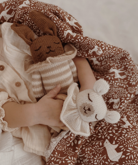 main sauvage - Teething ring