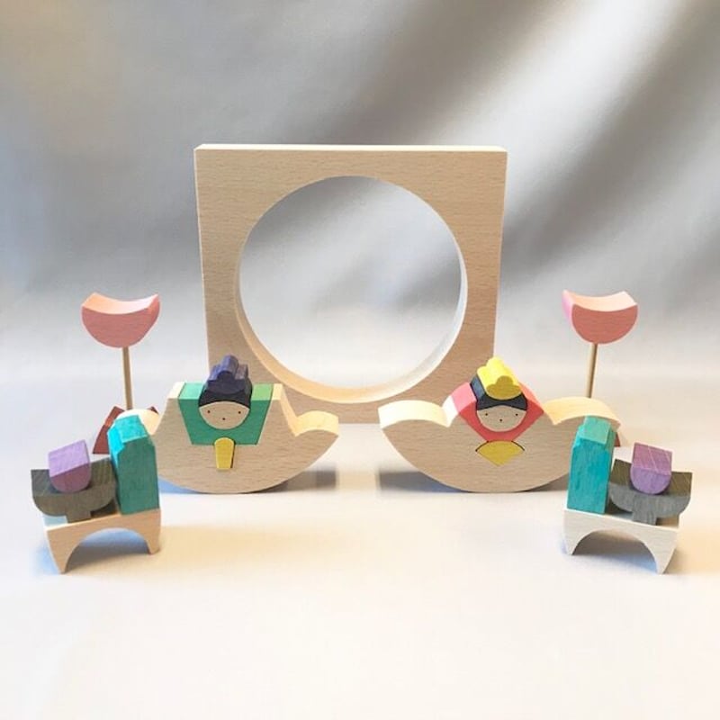 KH537 たもと円びな 小黒三郎 組み木のひな人形 | ゆかいなさかなSTORES