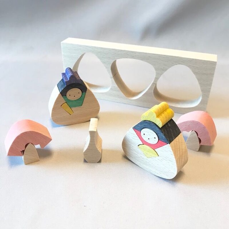KH239 おむすびな（小） 小黒三郎 組み木のひな人形 | ゆかいな
