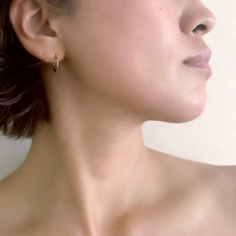 立体ダイヤ型2WAYフープピアス ELD23004 | monaje / STRELITZIA
