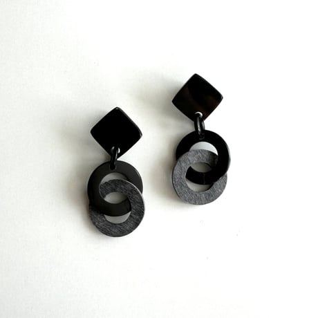 CATEGORY monaje(モナージュ) | monaje / STRELITZIA