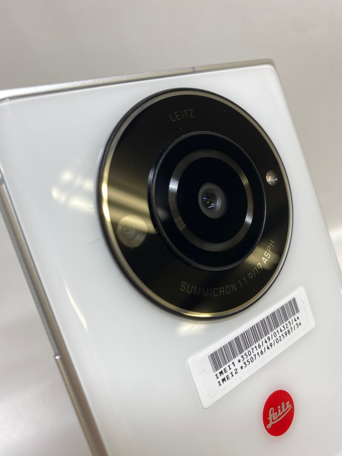 Dランク品】Softbank Leitz Phone 2 512GB LP-02 ライカホ