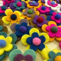 お花ブローチ（現地受取アライズ様専用）