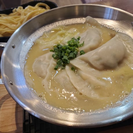 醤油鶏白湯餃子鍋セット　[数量限定][2人～3人前]