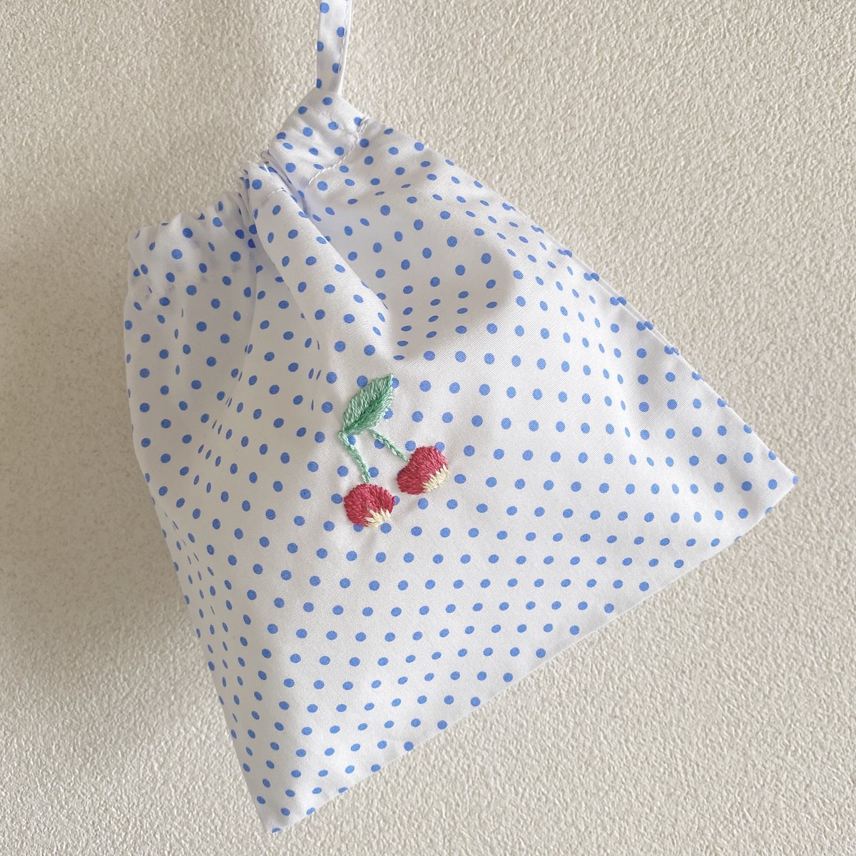 おさんぽ巾着 さくらんぼ | hina hina