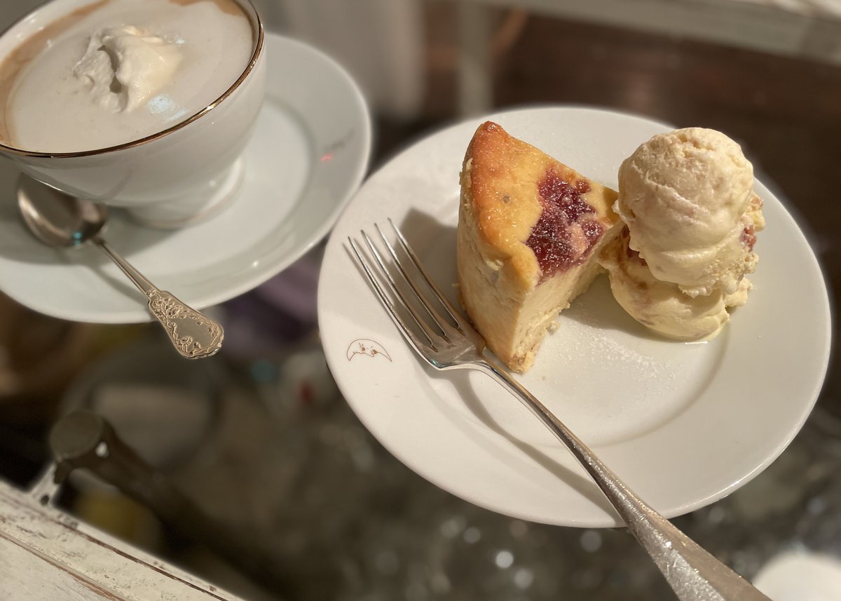 プレート　MOON COFFEE SALON MOON COFFEE SALON☾月のマダム プレート&カフェオレボウル