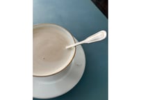 月のマダムのカフェオレボウルとプレートセット