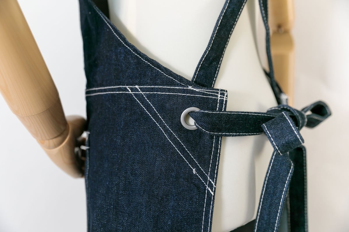 GUNkondo×MOTAアウトドアエプロン（BOOK CD付き）ダークインディゴ