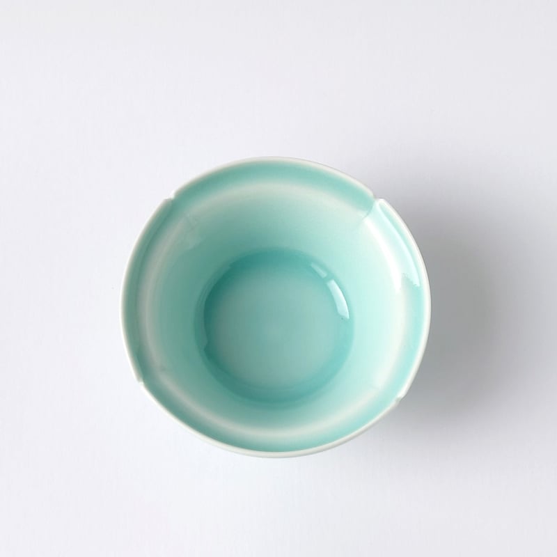 青磁 輪花小鉢｜谷口 左和子 | ギャラリー洛中洛外