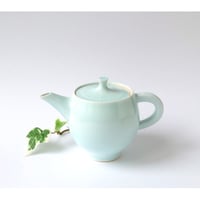 青白磁　急須｜谷口　左和子