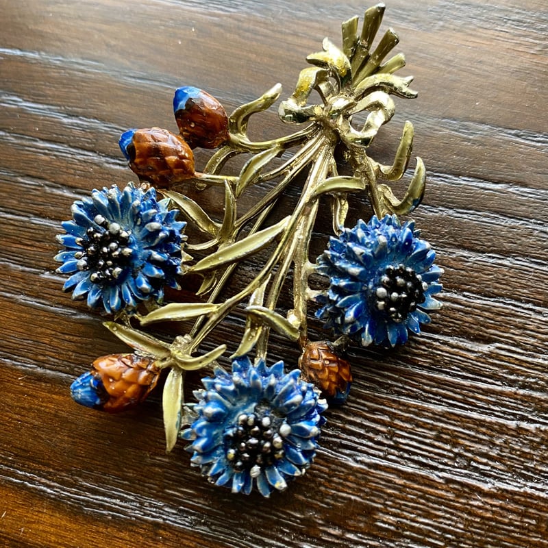 Crystal Brooch Elegant Blue Flower Cluster Floral Pendant Woman Brooch Pin