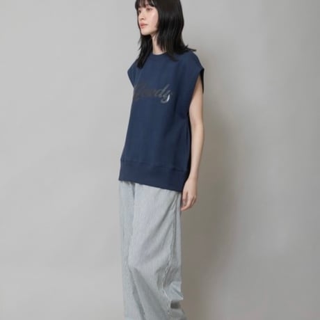 スリーブレスロゴスウェット