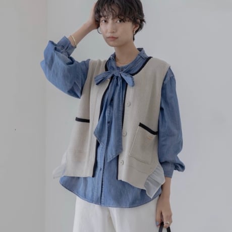 配色ラインフリルヘムニットジレ