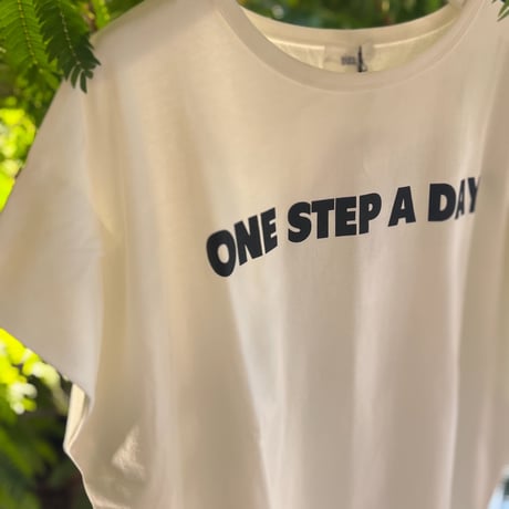 ONE STEP A DAY タックスリーブTシャツ