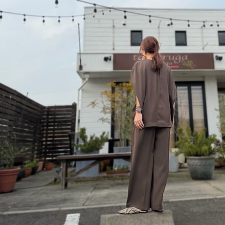 スラブ肩ギャザーフリンジプルオーバー