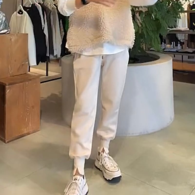N.A様専用PLUS OTO.HA ダブルジョーゼット裾スリットジョガー N.A様専用PLUS OTO.HA ダブルジョーゼット裾スリットジョガー