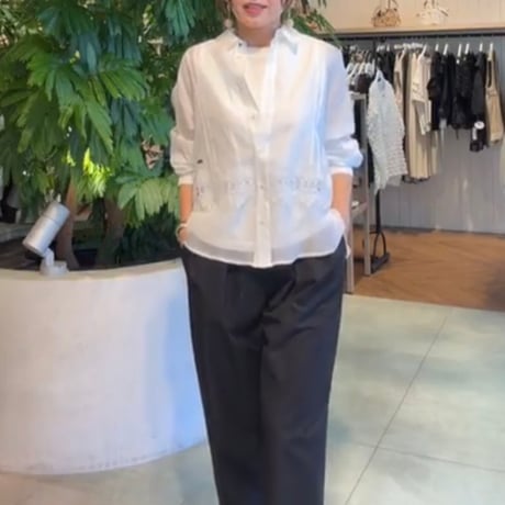 レーストリミングシアーヘムシャツ