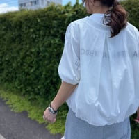 綿ボイルバックロゴバルーンブルゾン